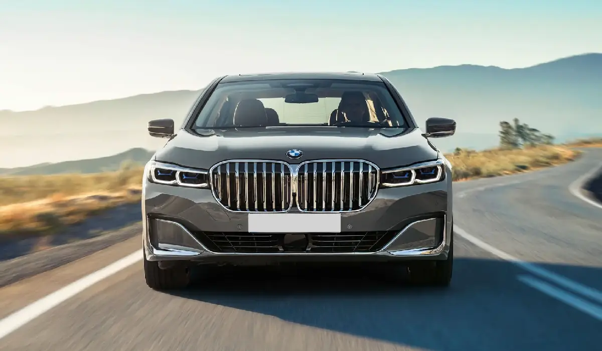 1-BMW - 7 Series 740i M Sport - Luxury Car Rentals - Preowned Luxury Car - Exclusive Concierge Club01.webp